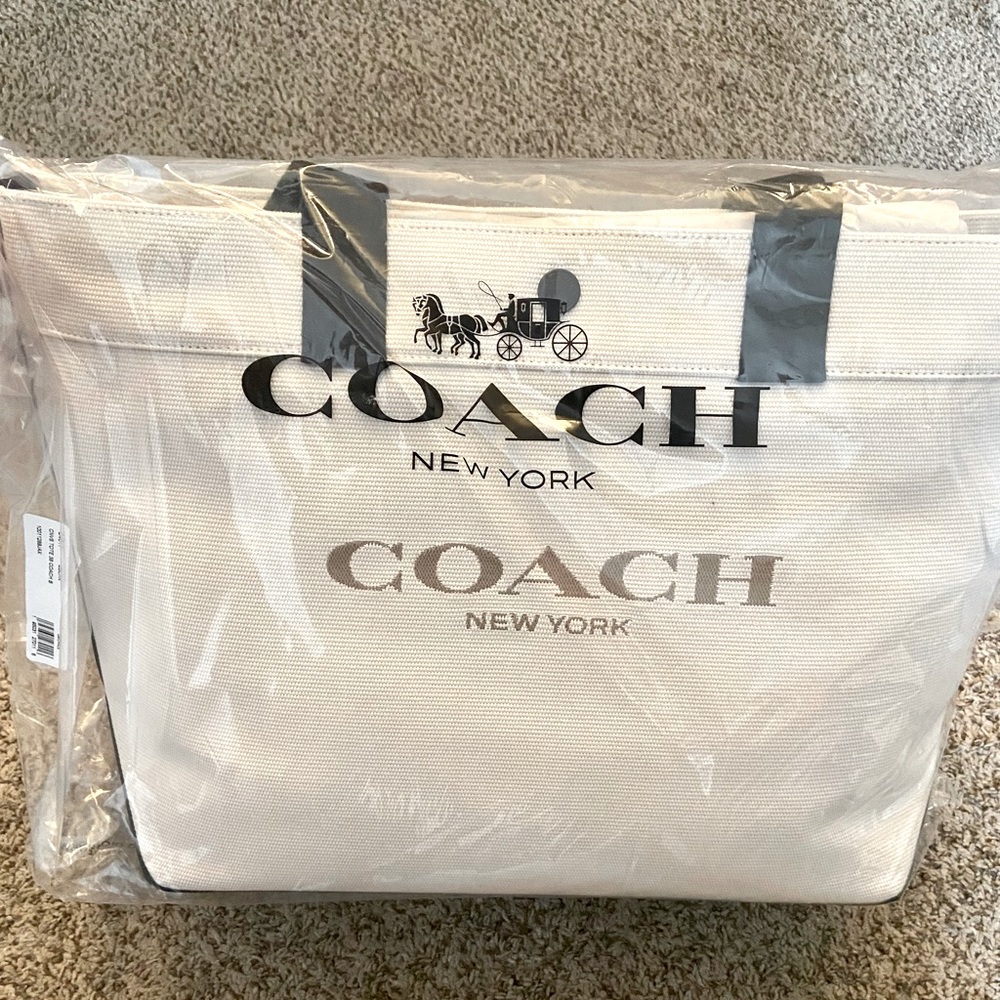 Beautiful Large Canvas Canvas Tote!!